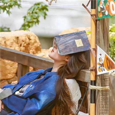 女人藏身的森林